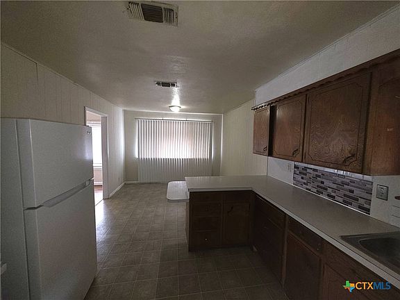 5th image of 1411 Redondo Dr