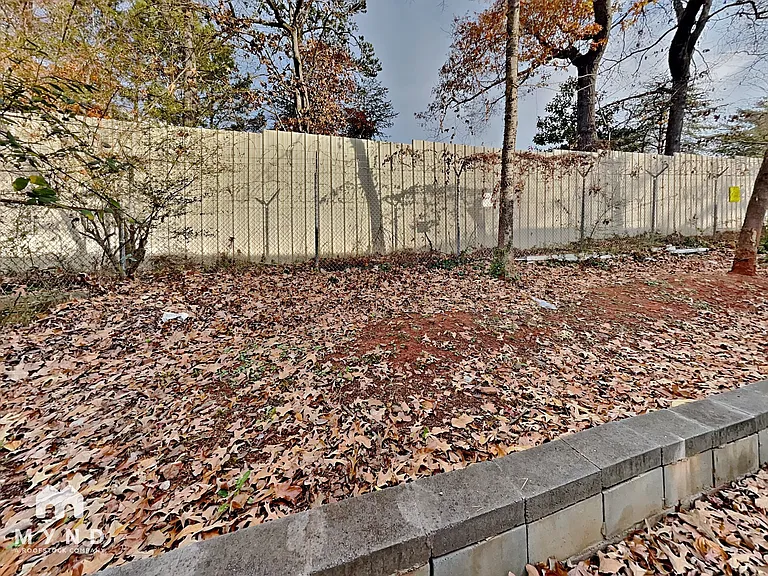 1345 Womack Ave #A — Photo 12