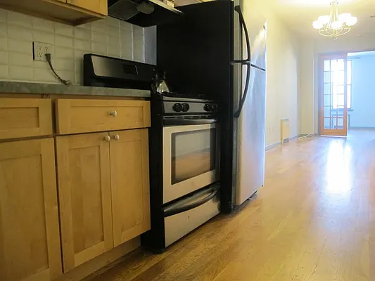 Rented by P Management | media 14