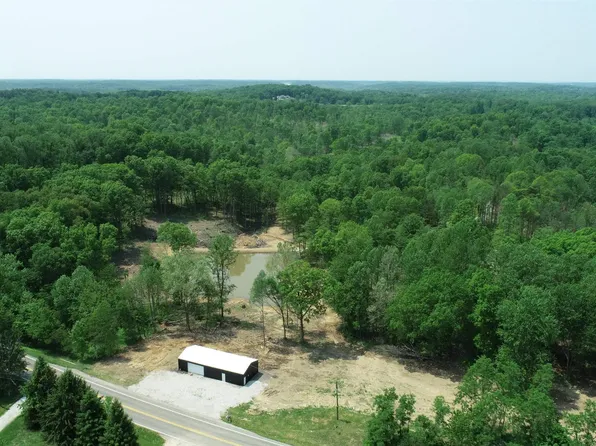 3 S State Road 45, Bloomfield, IN 47424