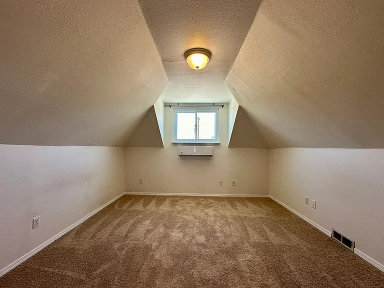 3318 N Gilpin St — Photo 20