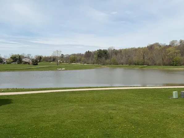 161 Glen Hill Dr, Slinger, WI 53086