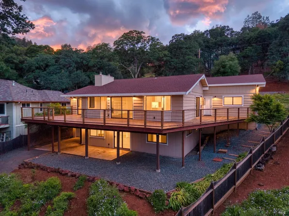 2698 Greenway Drive, Kelseyville, CA 95451