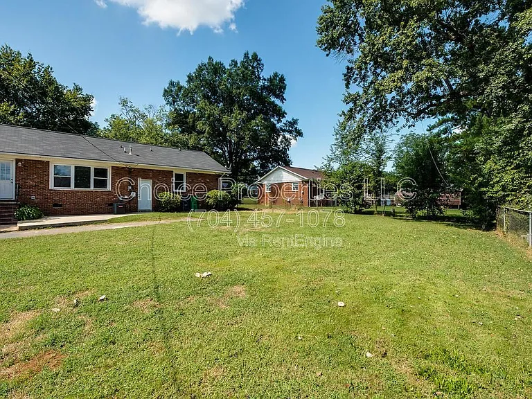 6827 Woodstream Dr — Photo 18