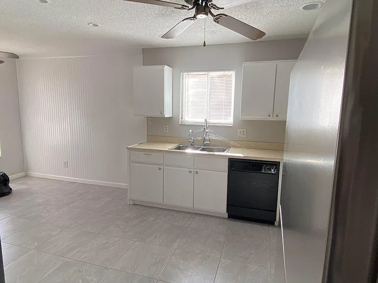 371 Maplecrest Cir — Photo 10