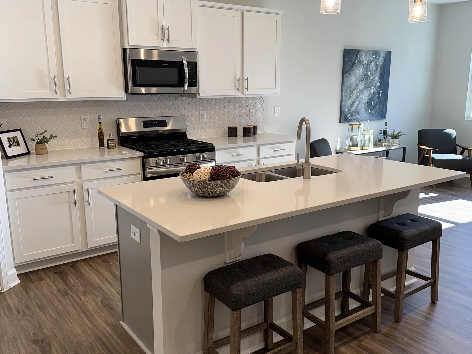 129 Fairwinds Drive - 1 — Photo 3