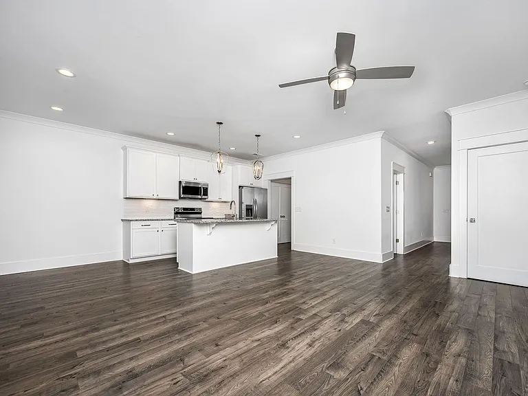 609 Lee St #B2 — Photo 13