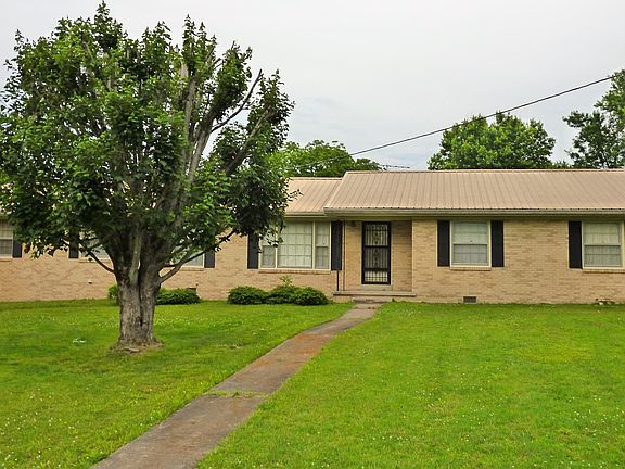 2nd image of 301 Stardust Dr