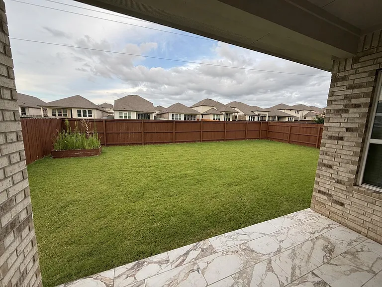 1213 Bryson Ridge Trl — Photo 16