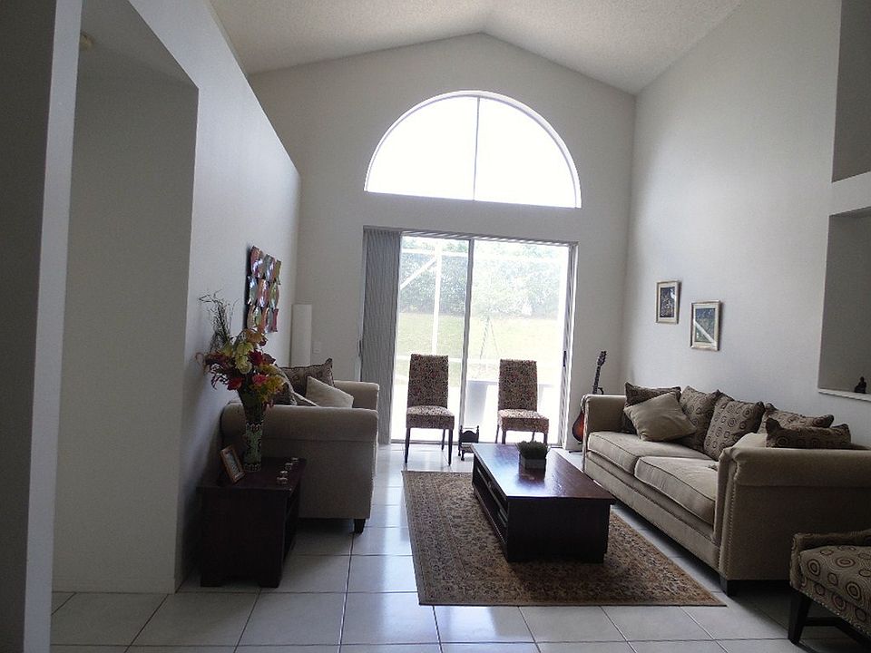 1st image of 6487 NW 80th Dr