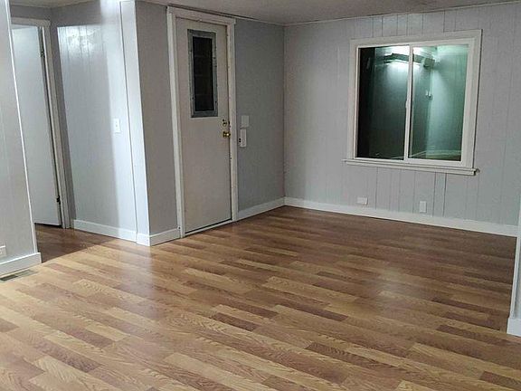 2nd image of 609 Tropicana Dr