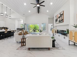 418 Bedford Dr, Spicewood, TX 78669