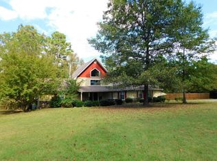 325 Maewen Cir, Russellville, AR 72802