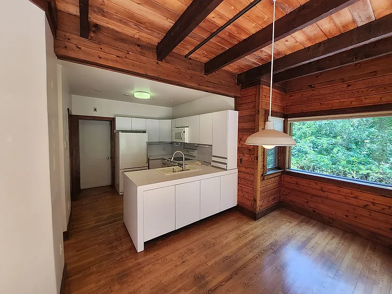 23 Eastview Rd — Photo 11