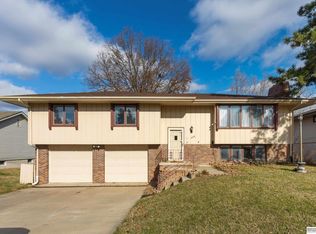 10718 Old Maple Rd, Omaha, NE 68134