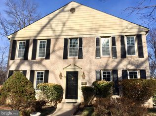 11951 Heathcote Ct, Reston, VA 20191