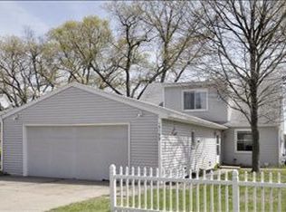 15199 S Barton Lake Dr, Vicksburg, MI 49097