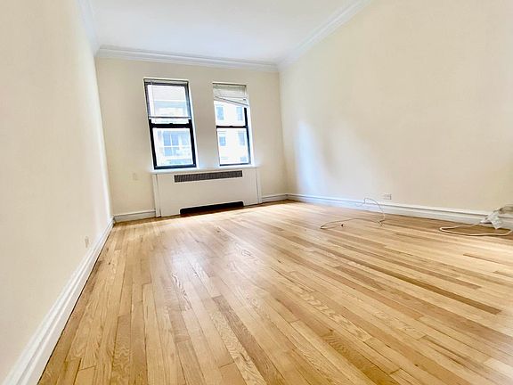 2nd image of 235 E 46th St APT 6K