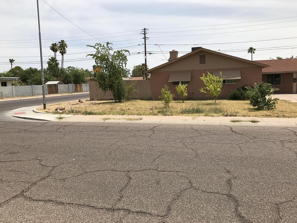 1st image of 3053 N 53rd Dr