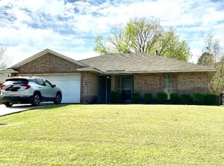 9010 Hollow Bluff Dr, Haughton, LA 71037