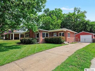 2009 Calhoun St, Bellevue, NE 68005