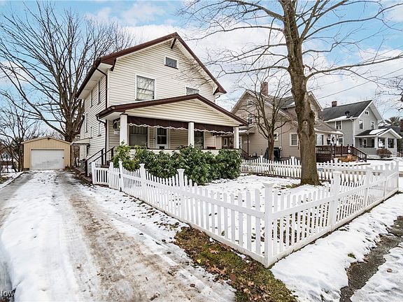 2nd image of 3543 La Salle Ave