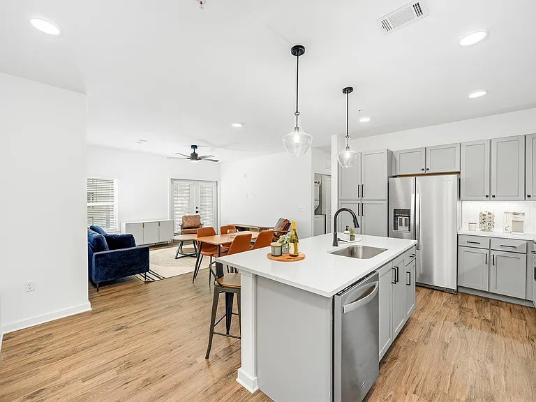 Laurie Series Kitchen