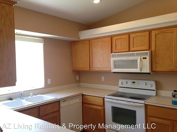 4th image of 3565 Lost Dutchman Dr Unit 102
