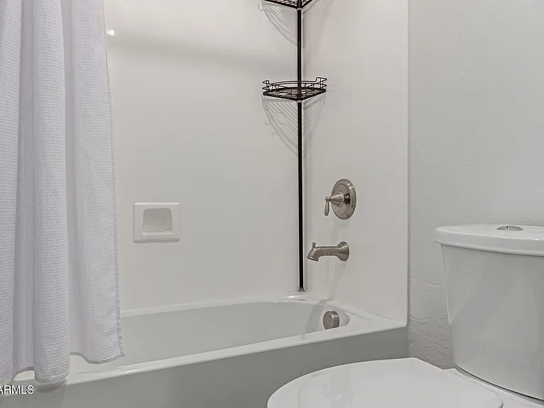 3746 E Earll Dr — Photo 20