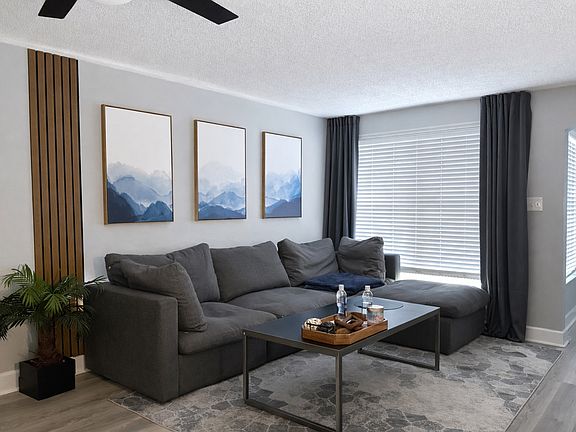 3rd image of 7311 Mayfield Dr