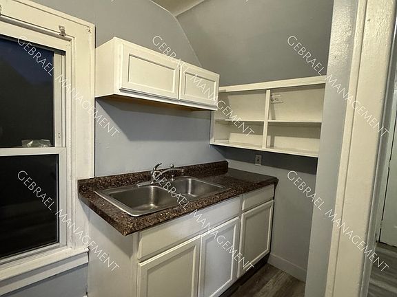 5th image of 431 Leta Ave