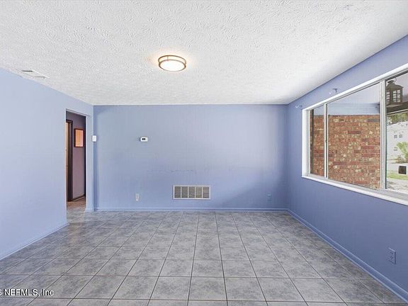 4th image of 3643 EUNICE Road