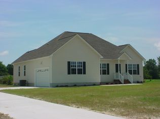 211 Palomino Cpe, Carteret, NC 28584