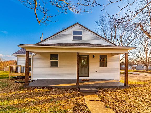 3rd image of 353 Chestnut Ridge Rd