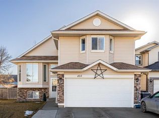 405 N Highwood Village Pl NW, High River, AB T1V1W1