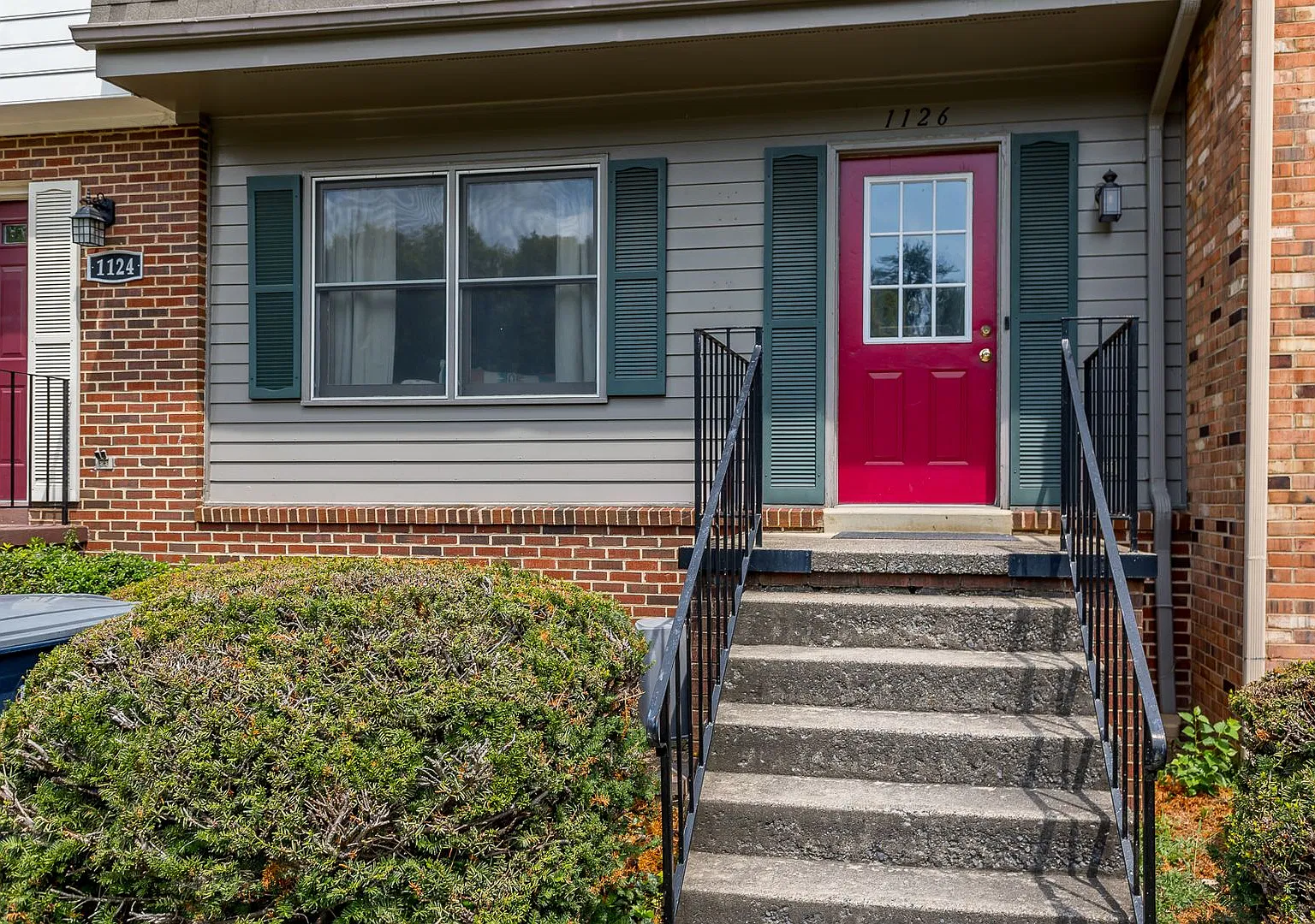 1126 Mt. View Drive — Photo 1