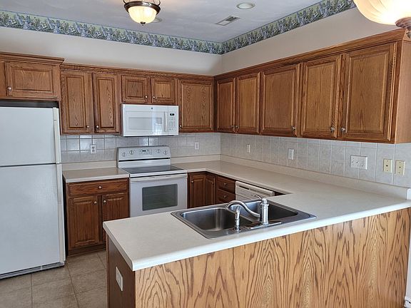 5th image of 5206 Bradford Cir