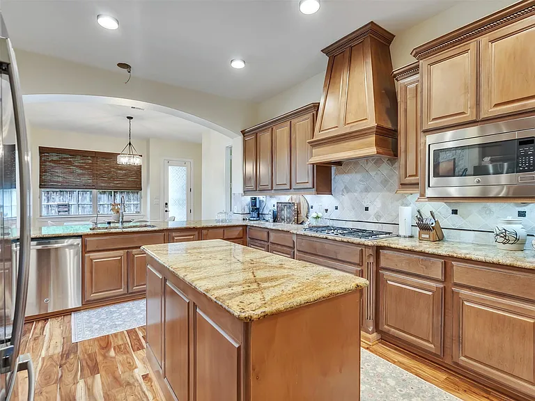 5227 Preserve Park Dr — Photo 9