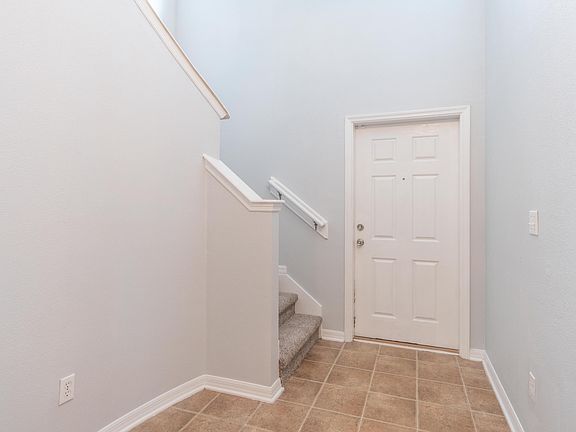 4th image of 5342 Brighton Park Ln