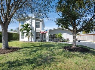 710 SE Madison Ave, Stuart, FL 34996