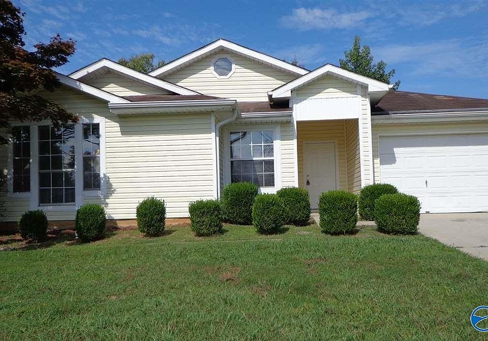 1st image of 115 Willow Bluff Dr
