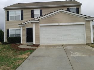 5118 Valcourt Rd, Charlotte, NC 28216