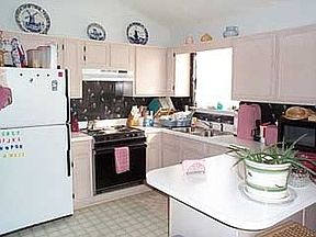 2nd image of 406 Northview Ln