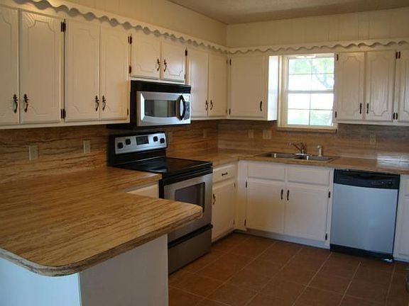 Home for Sale in Blanchard, Oklahoma $139,900