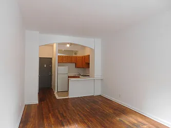 Rented by Sean Mashihi, LREB