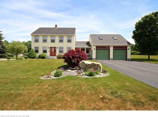 29 Rosewood Dr, Westbrook, ME 04092
