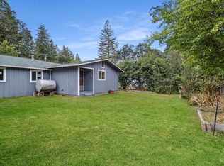 238 Major Dr, Glendale, OR 97442