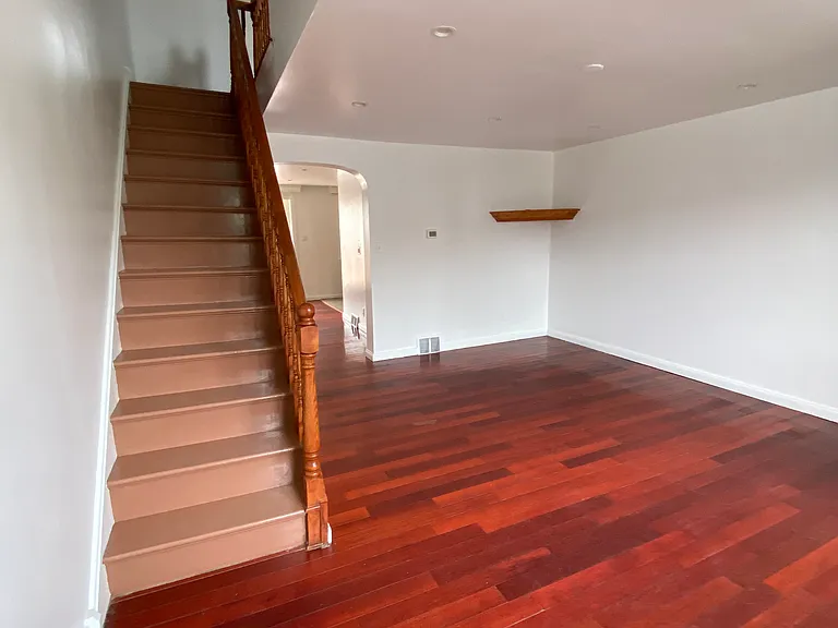 8732 Ditman St — Photo 8