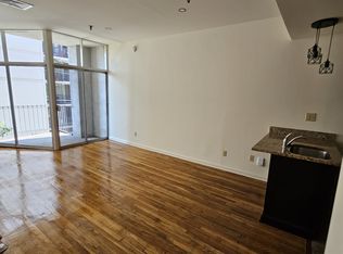 1301 Lombard St #304, Philadelphia, PA 19147