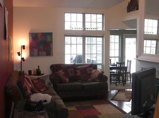 7421 Harbour Point, Indianapolis, IN 46240